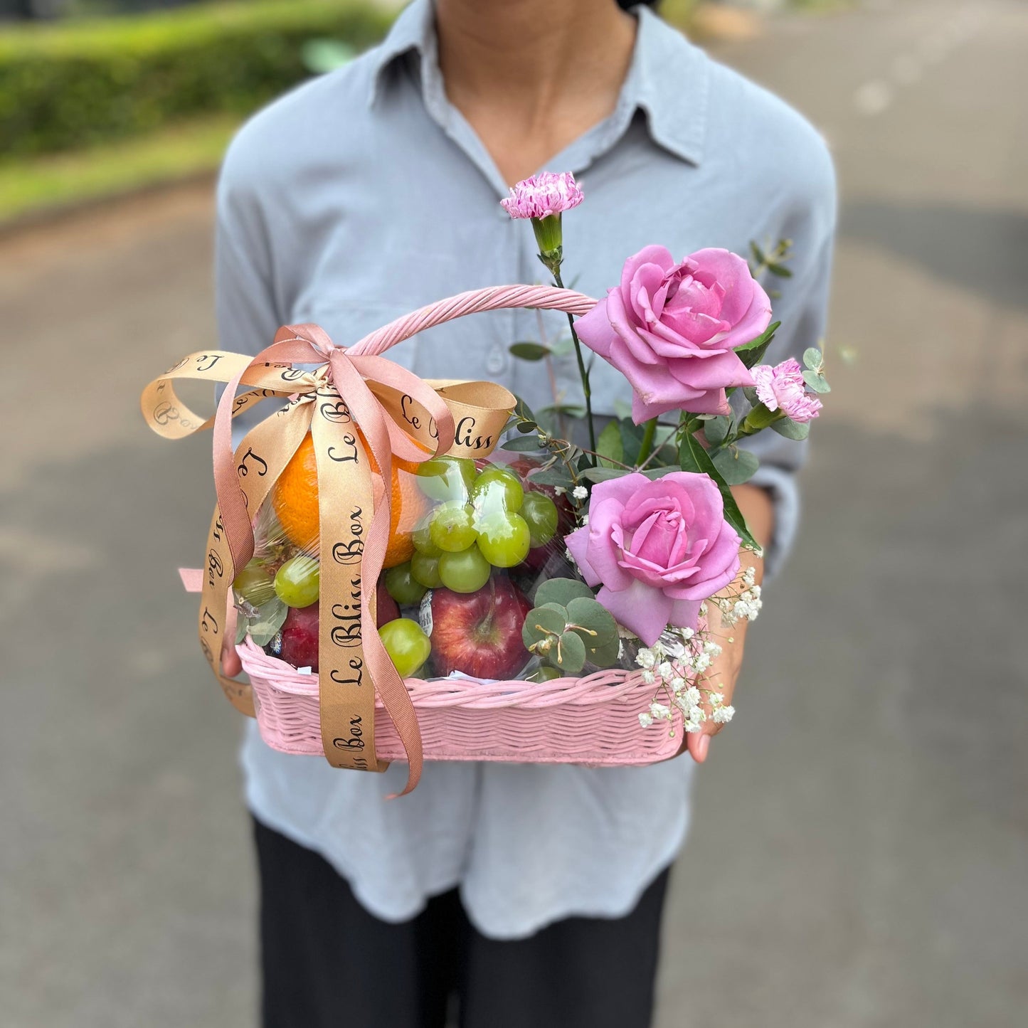 Small Parcel Buah Pink