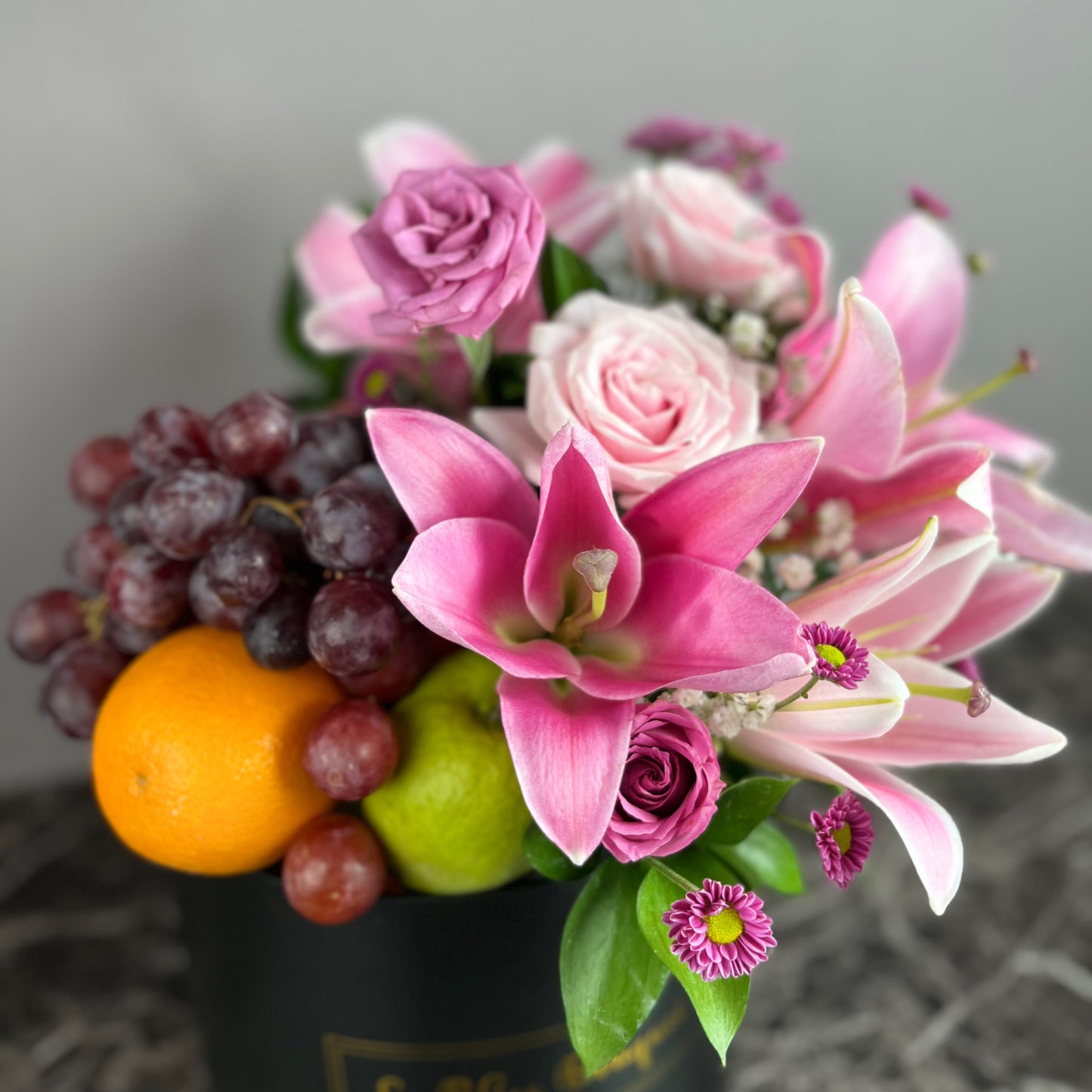 Blush Lily Bloombox