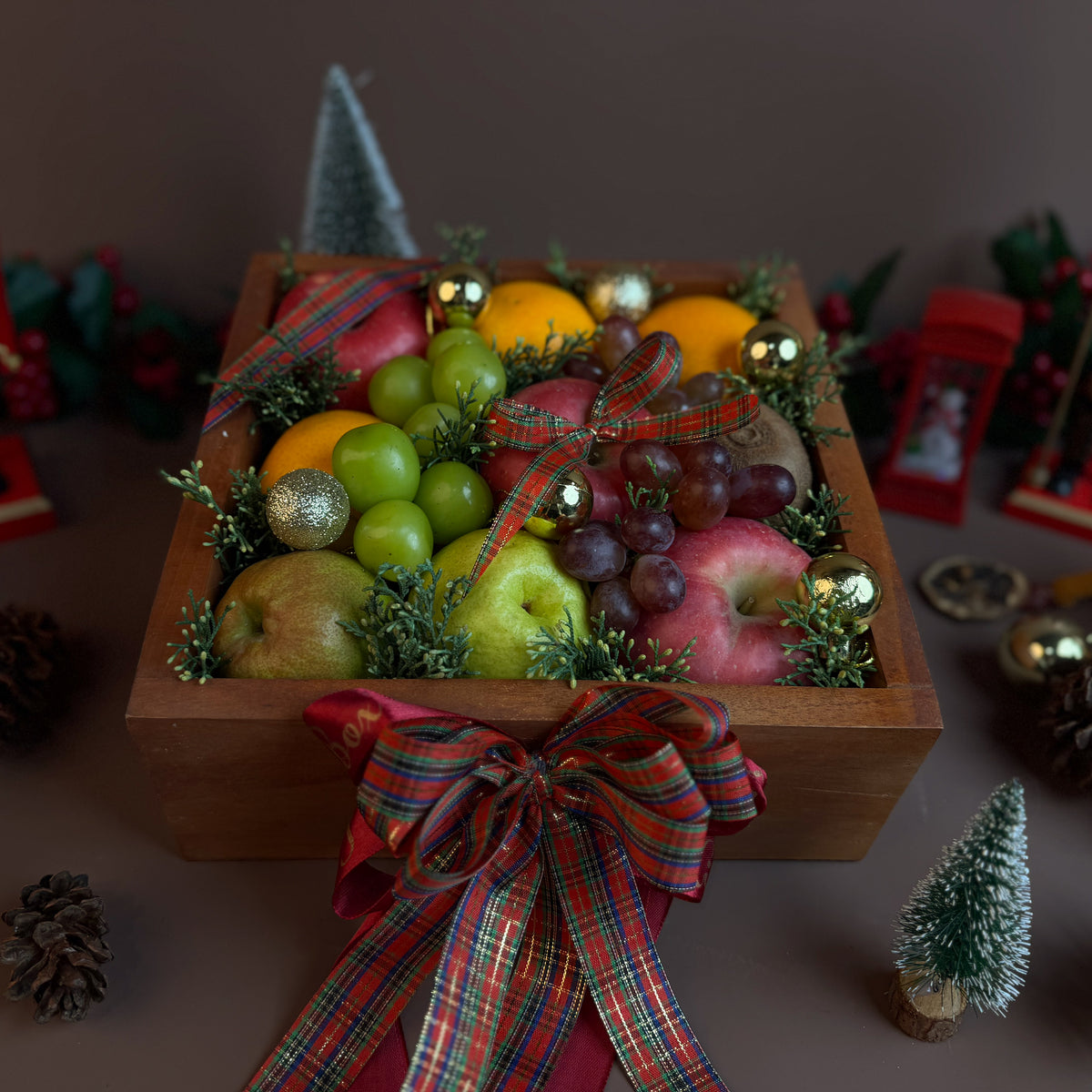 Petite Xmas Wooden Fruit Box
