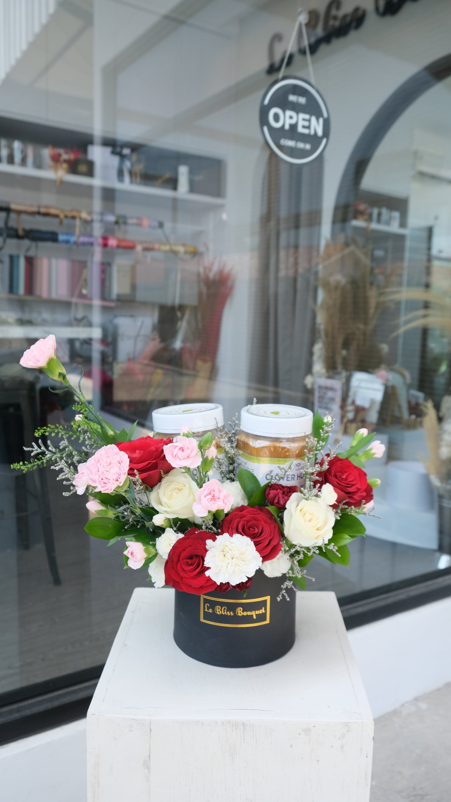 Honey and Flowers Set Get Well Soon Hamper Gift