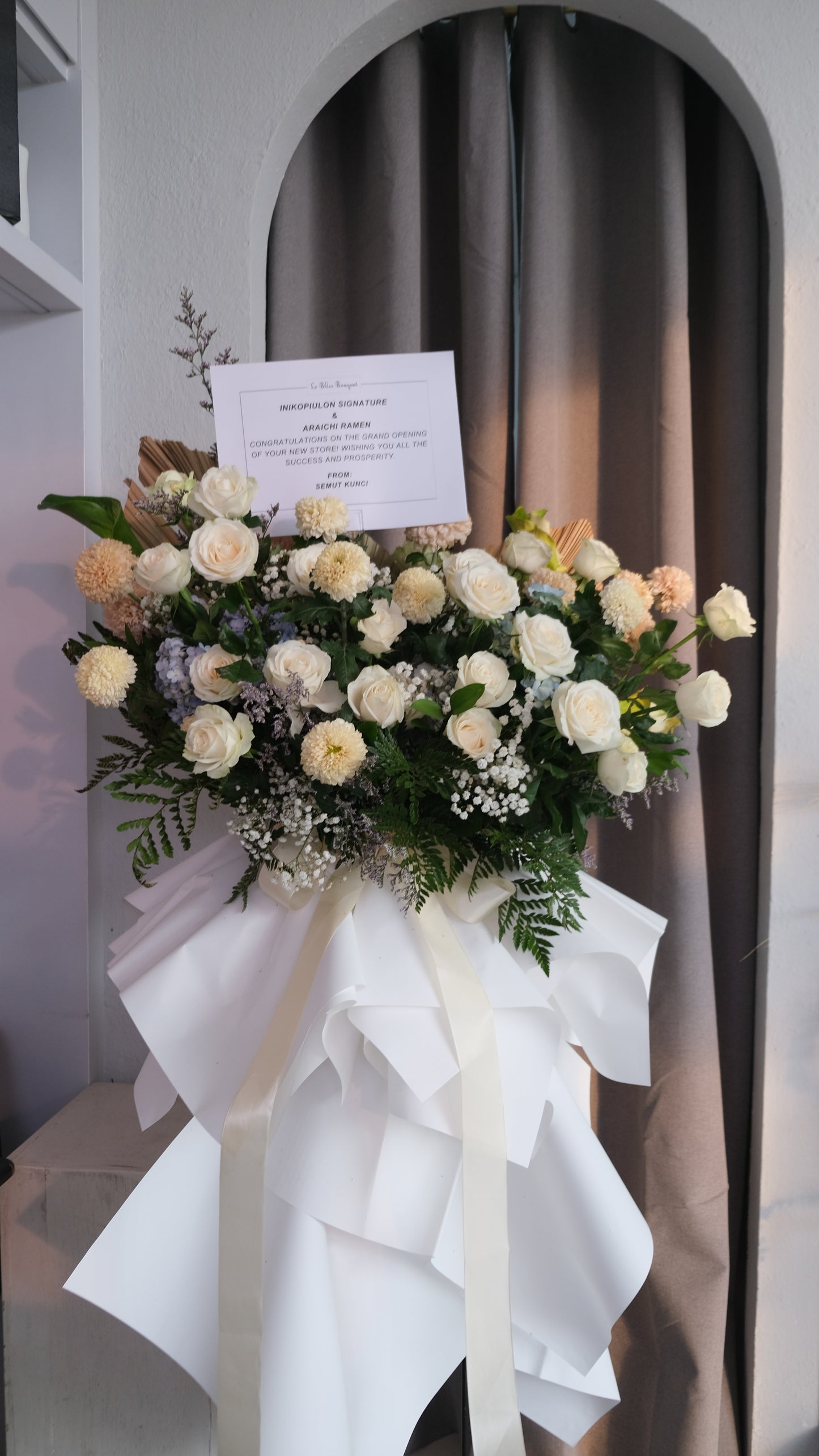 White Standing Flower