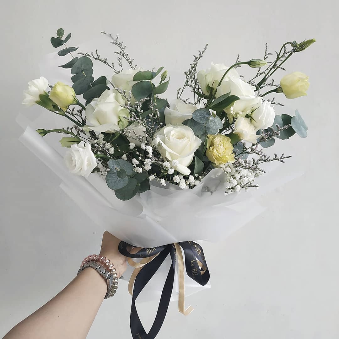 Garden White Lisianthus Bouquet
