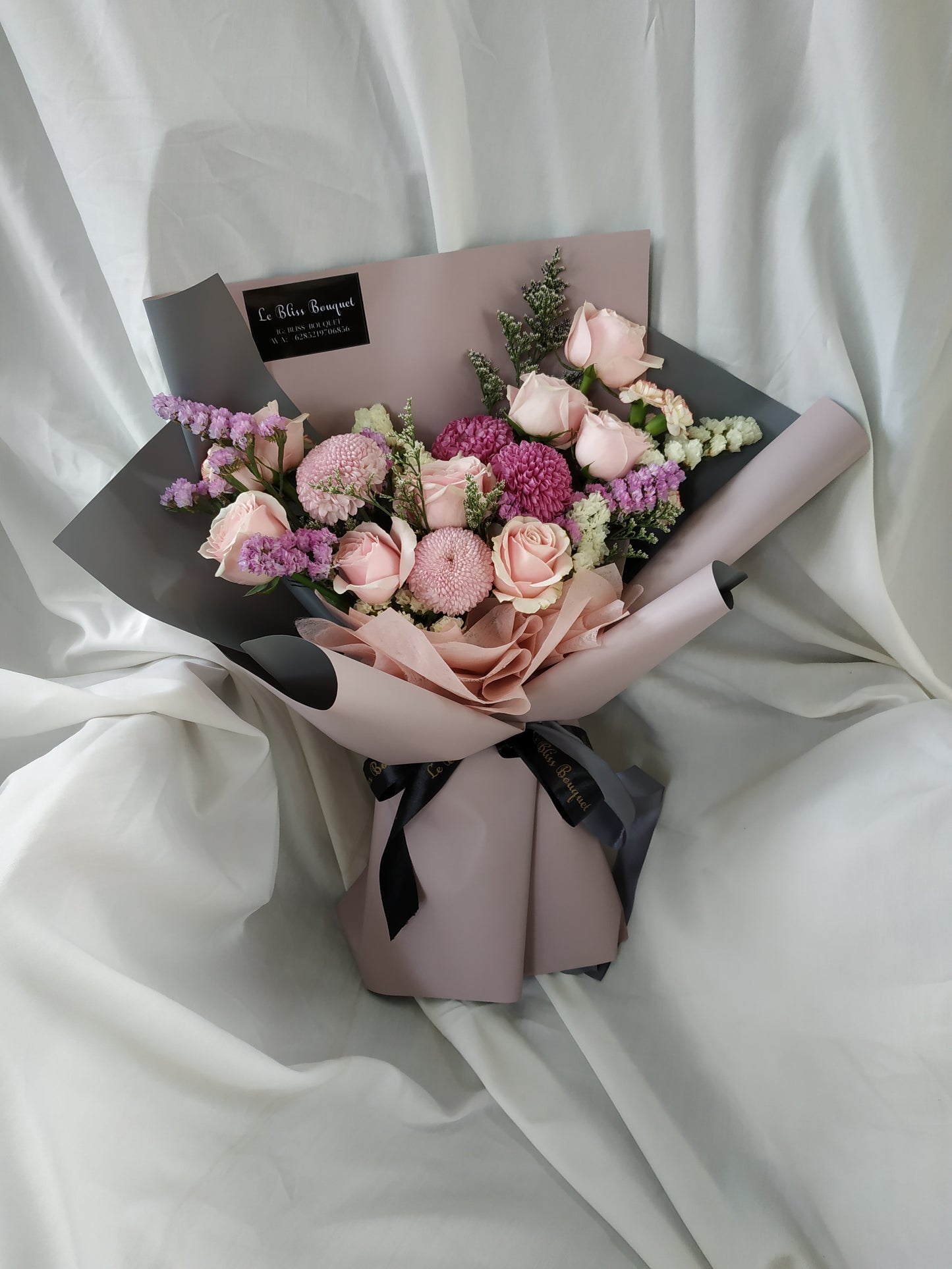 Milo Pom Pom Bouquet