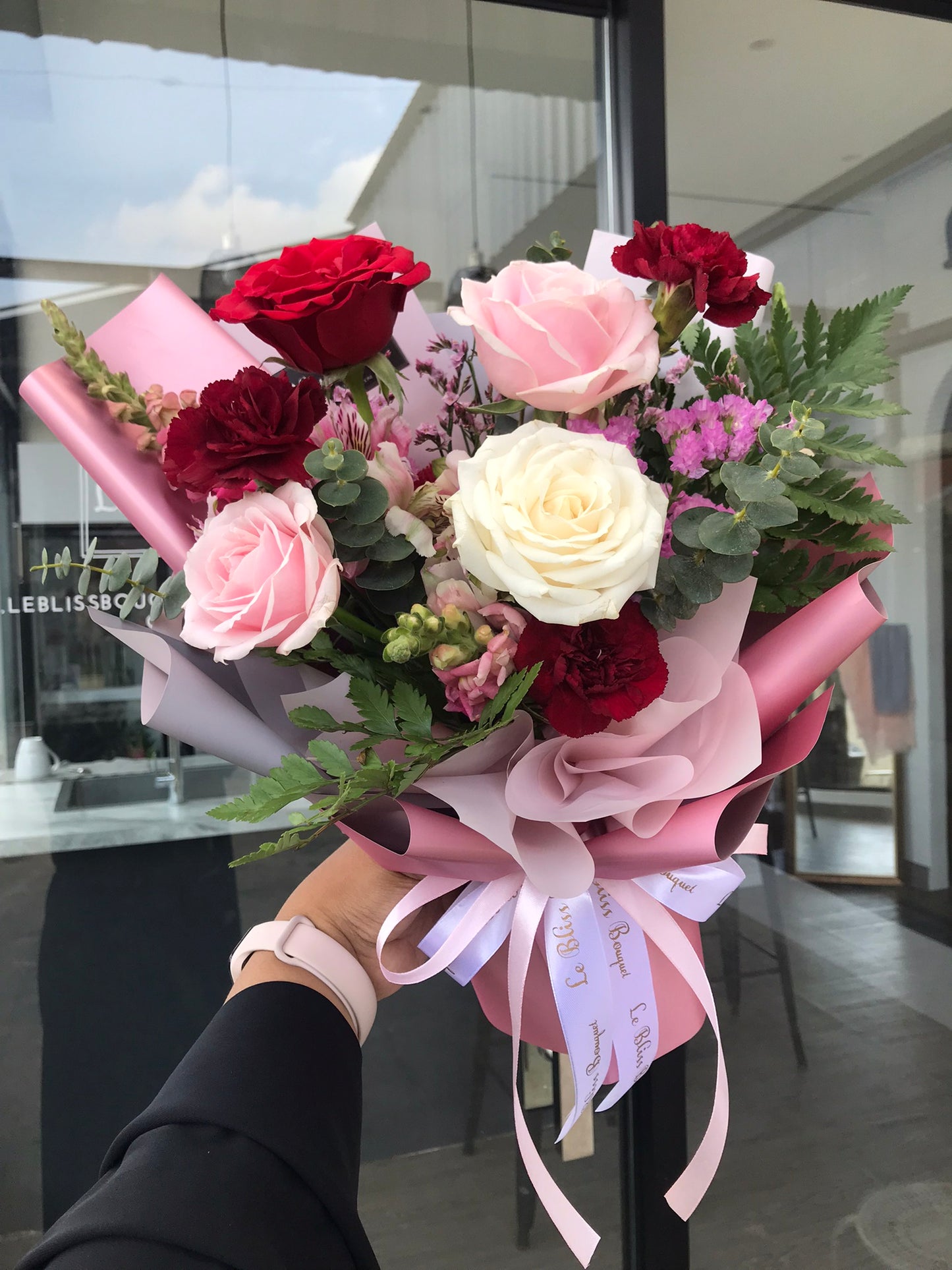 Blossom Harmony Smallie Bouquet