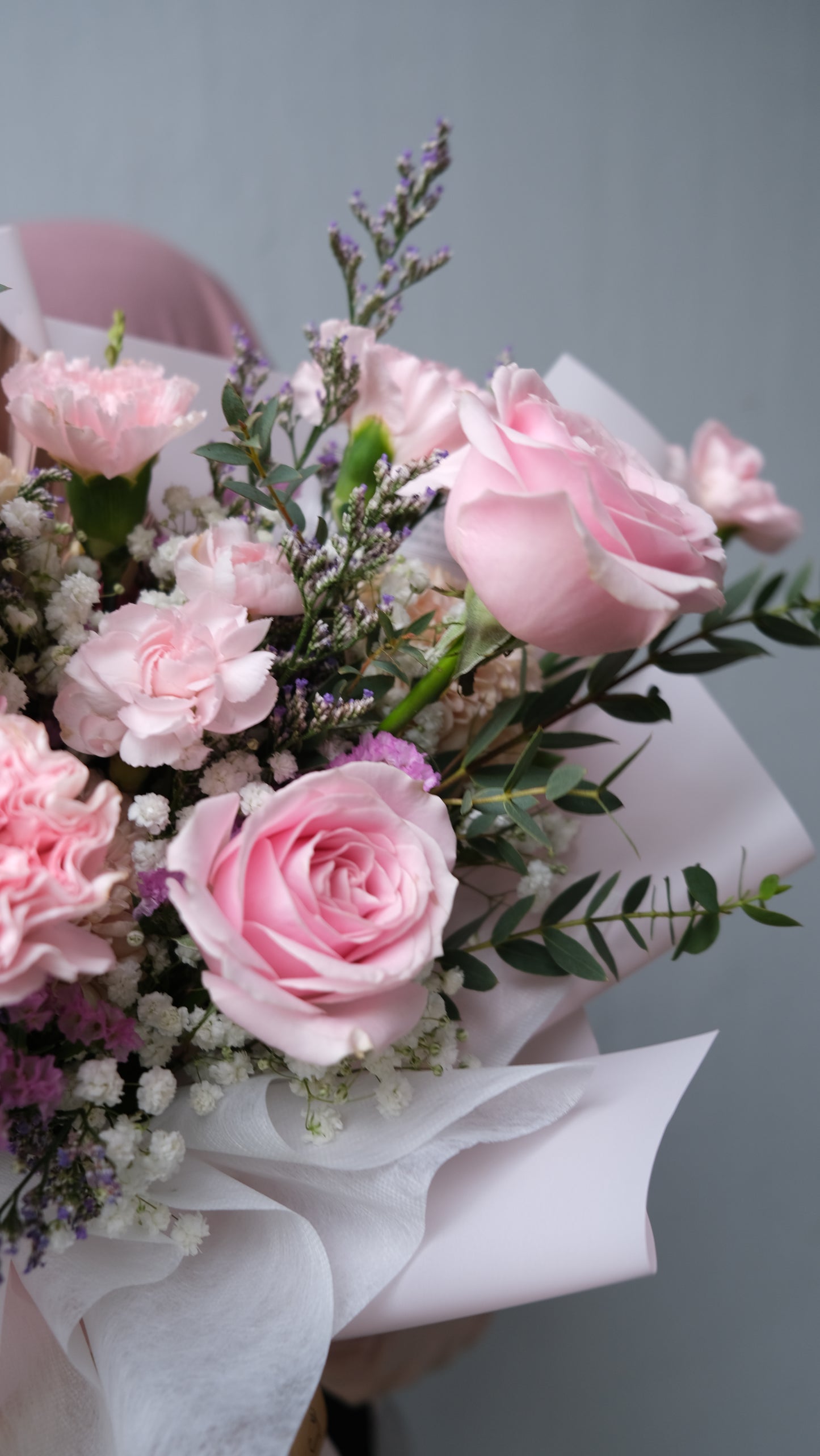 Soft pink rose avalanche by le bliss bouquet