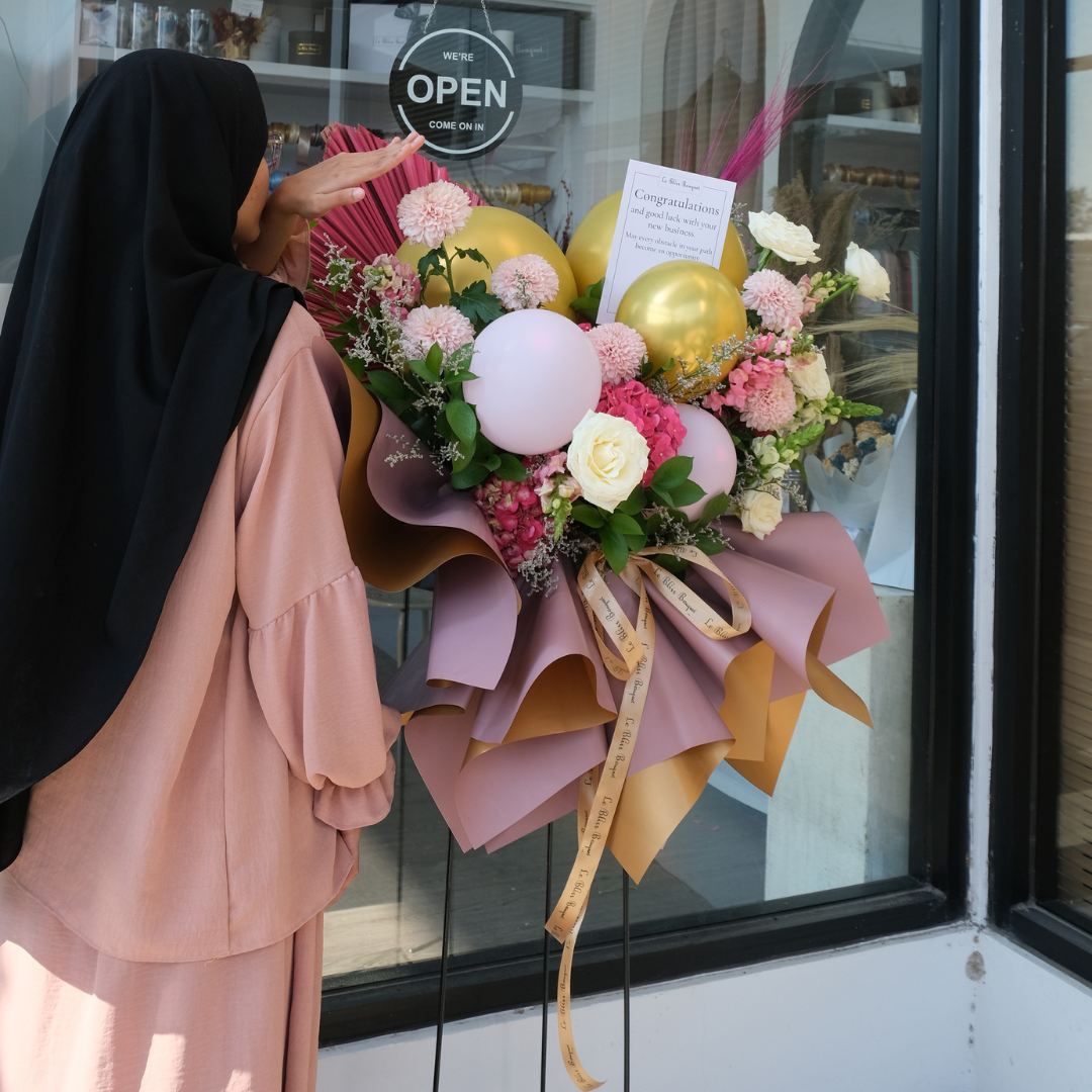 standing flower Balon bintaro jaya by le bliss Bouquet
