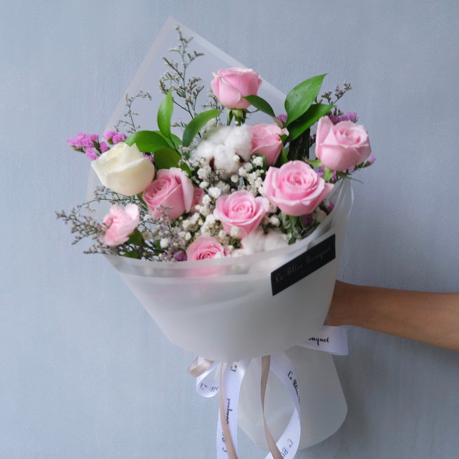 soft pink rose bouquet with babysbreath carnation and cotton by le bliss bouquet surabaya, florist surabaya, Toko Bunga surabaya