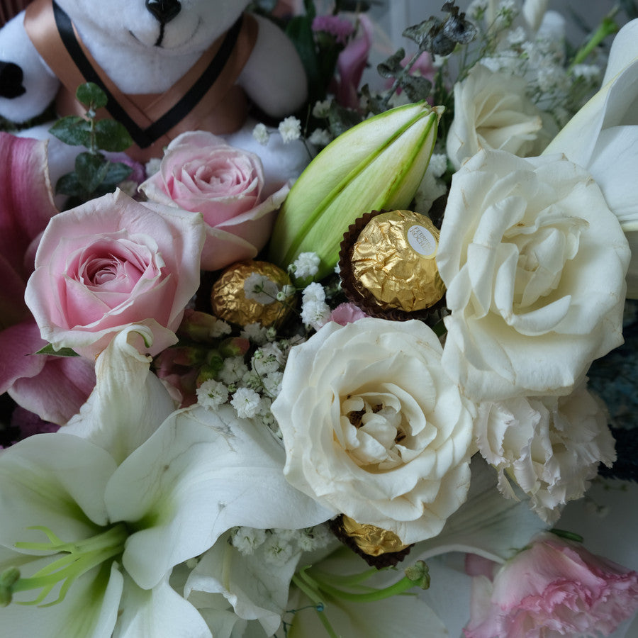 Ferrero Graduation Flower XL Bouquet