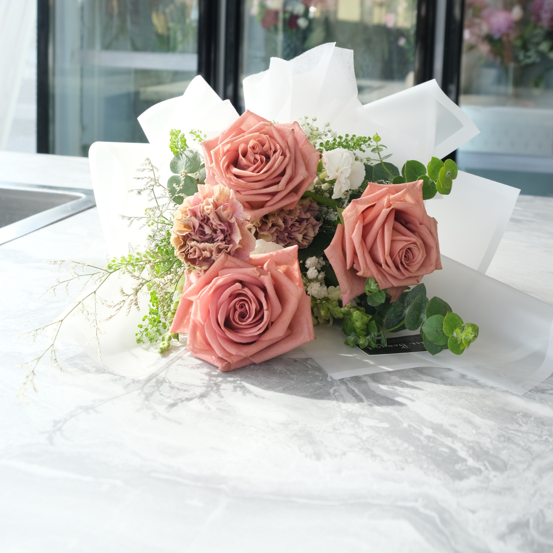 Barista Rose Smallie Bouquet