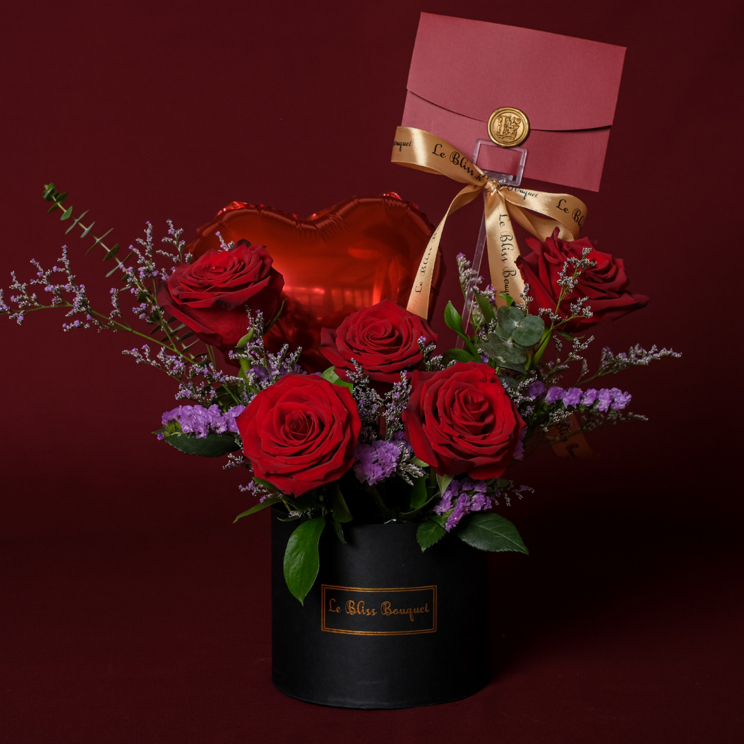 red rose explorer. Blissful Ecuadorian Petite Bloombox - Le Bliss Bouquet. Florist Surabaya, toko bunga surabaya, flower delivery surabaya