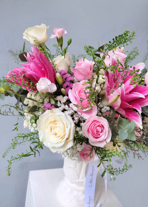 Roselily Pink Vase - Le Bliss Bouquet