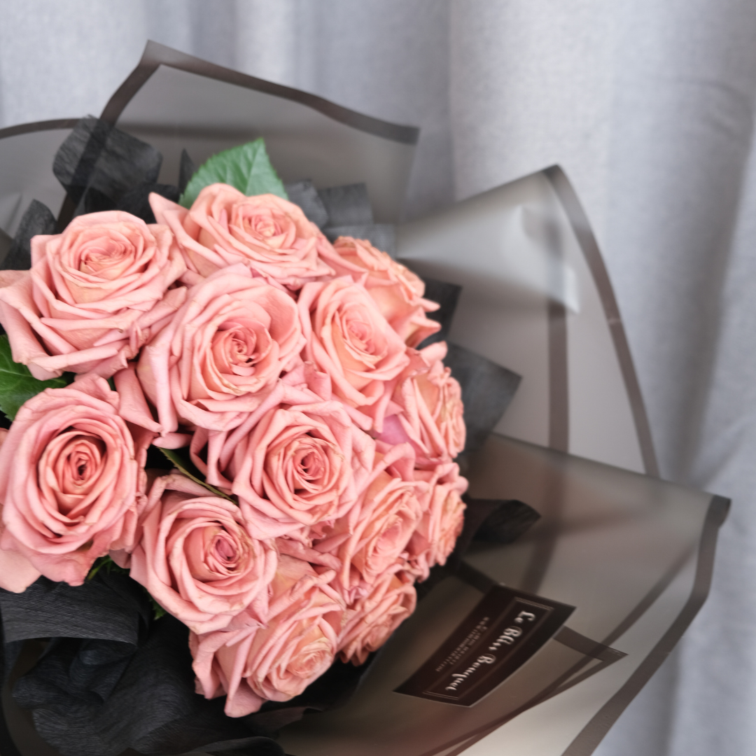 Barista Rose Round Bouquet