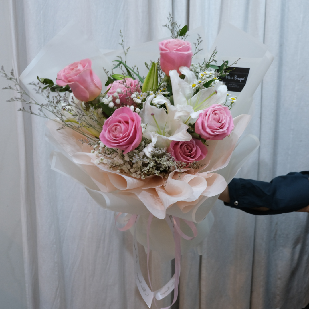 hermosa rose lily bouquet surabaya, florist surabaya, flower bouquet surabaya by Le Bliss Bouquet Surabaya