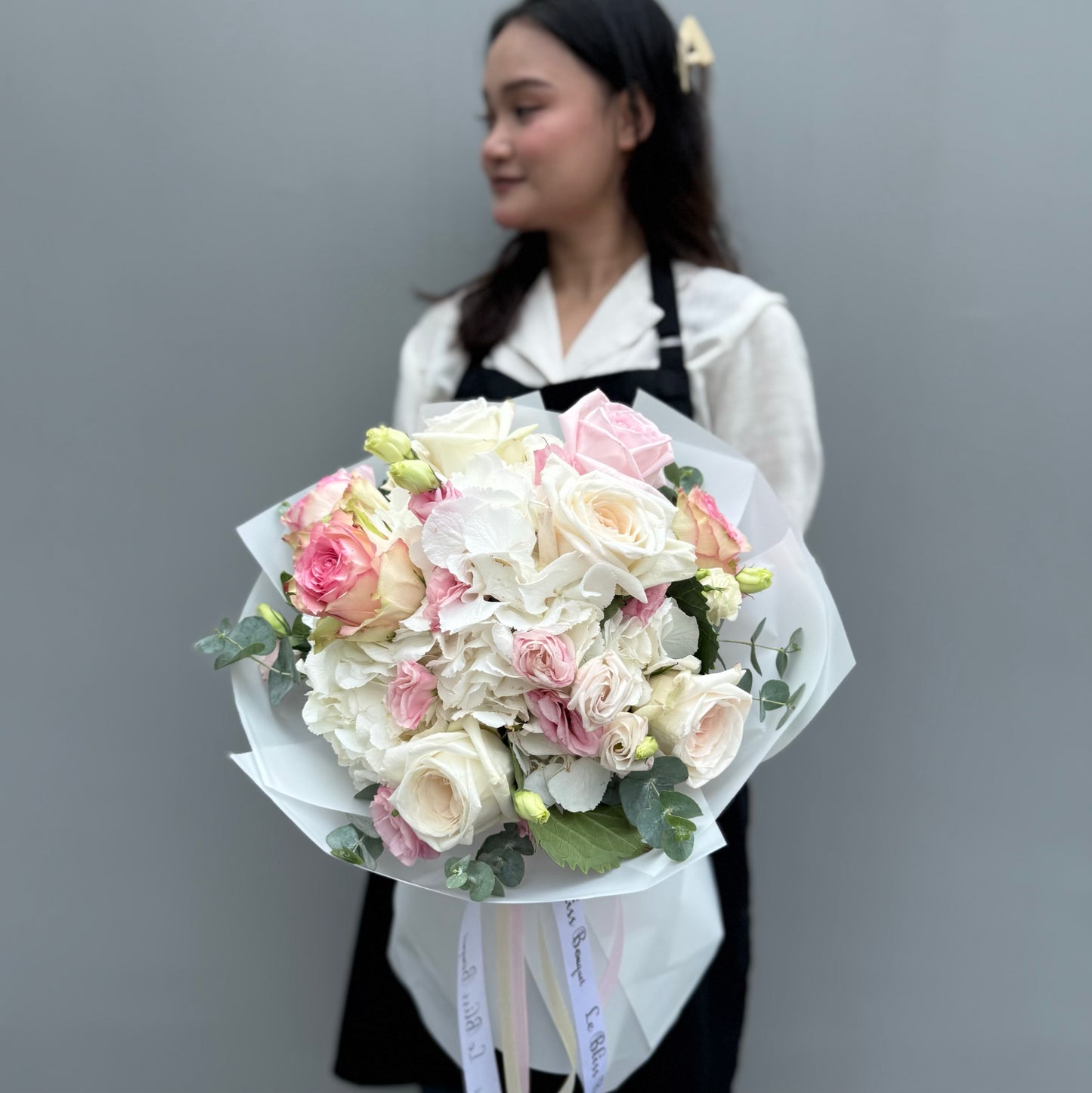 Aurélia Round Bouquet