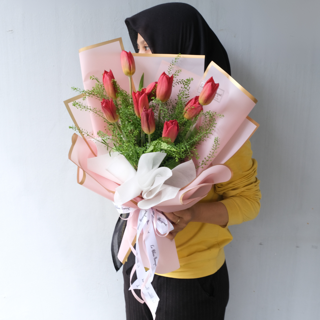 Classic Red Tulip Bouquet