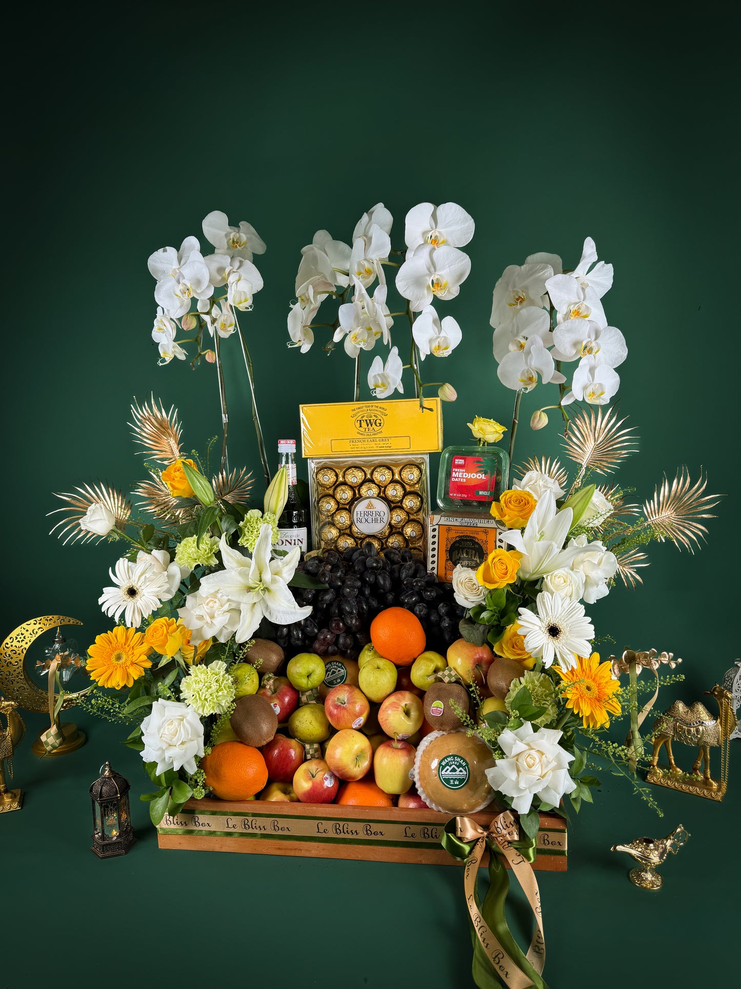 Eid Majestic Gourmet Grand Fruit Parcel