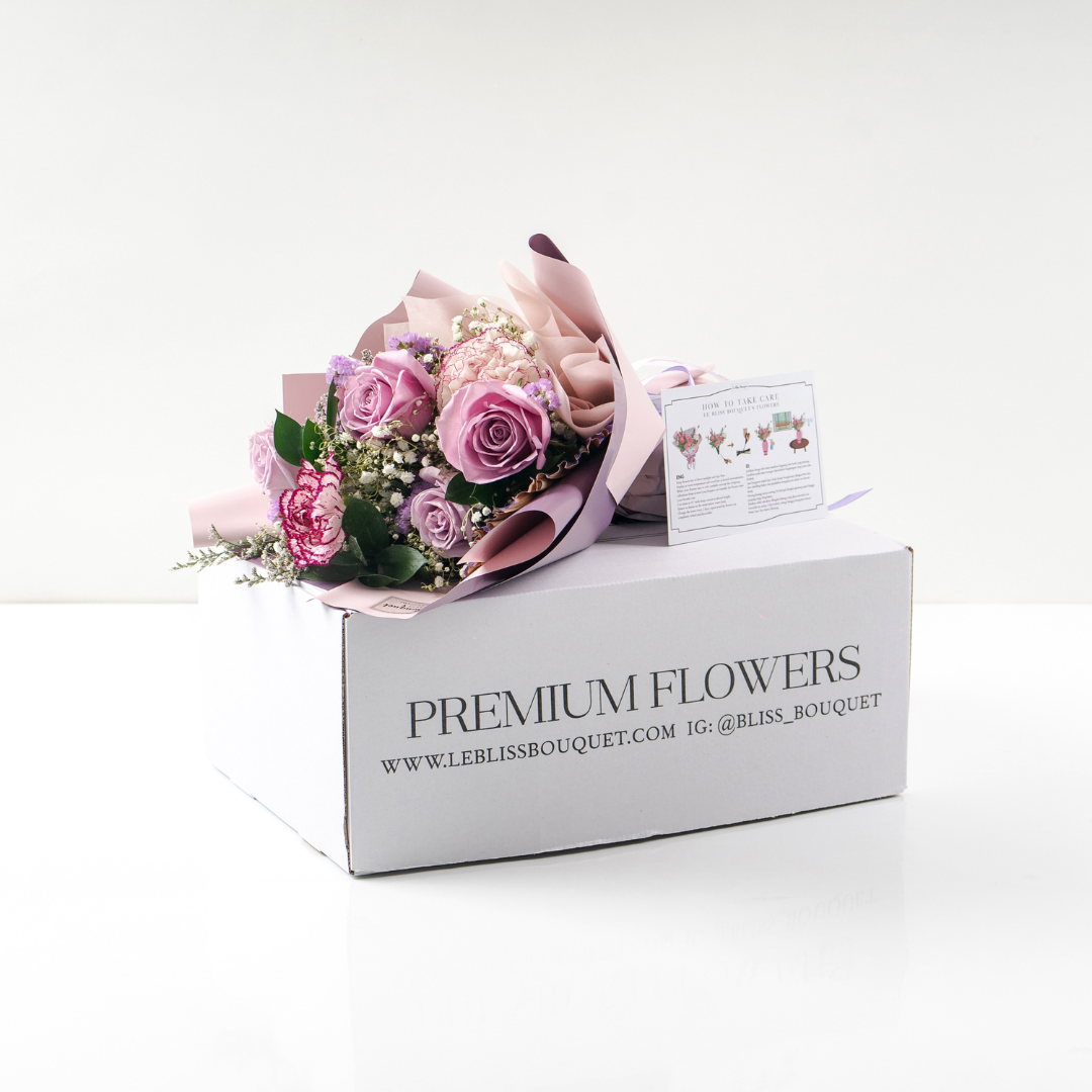 Soft Lilac Nationwide Bouquet - Le Bliss Bouquet