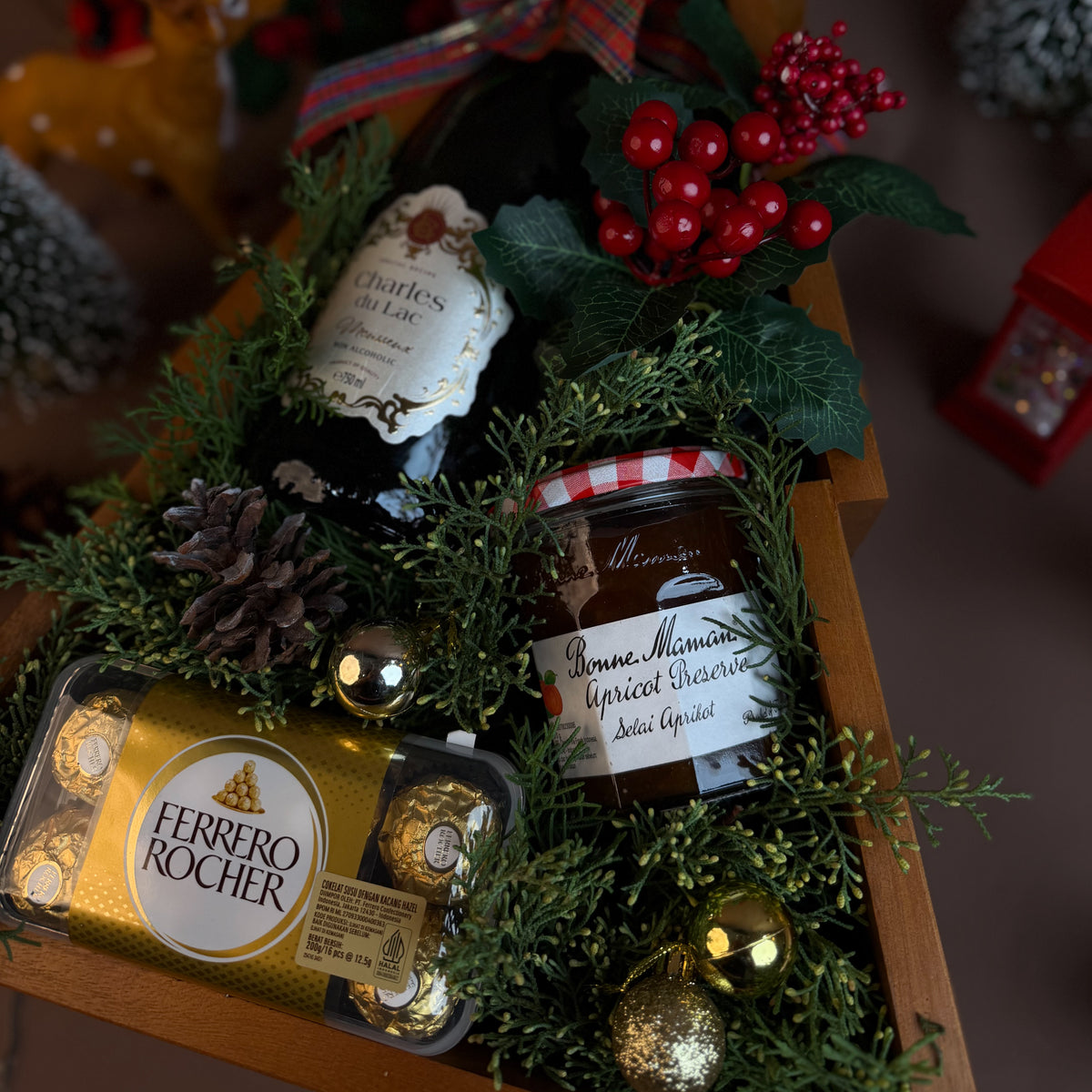 Charles Du Lac Xmas Tree Hamper