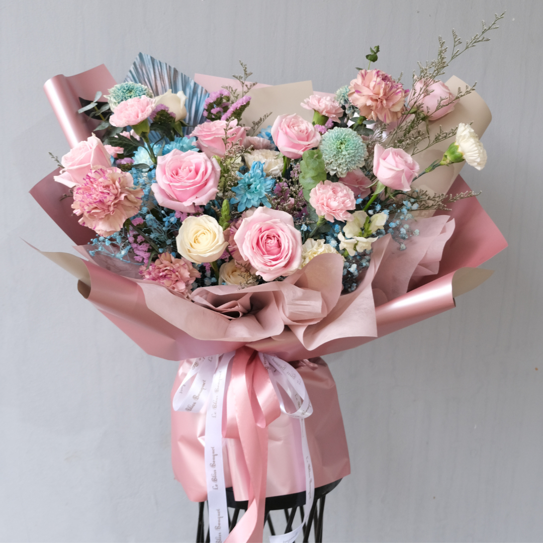 Chrysanth Rose Human Size Bouquet - Le Bliss Bouquet. Florist Surabaya, Toko Bunga surabaya, florist jakarta
