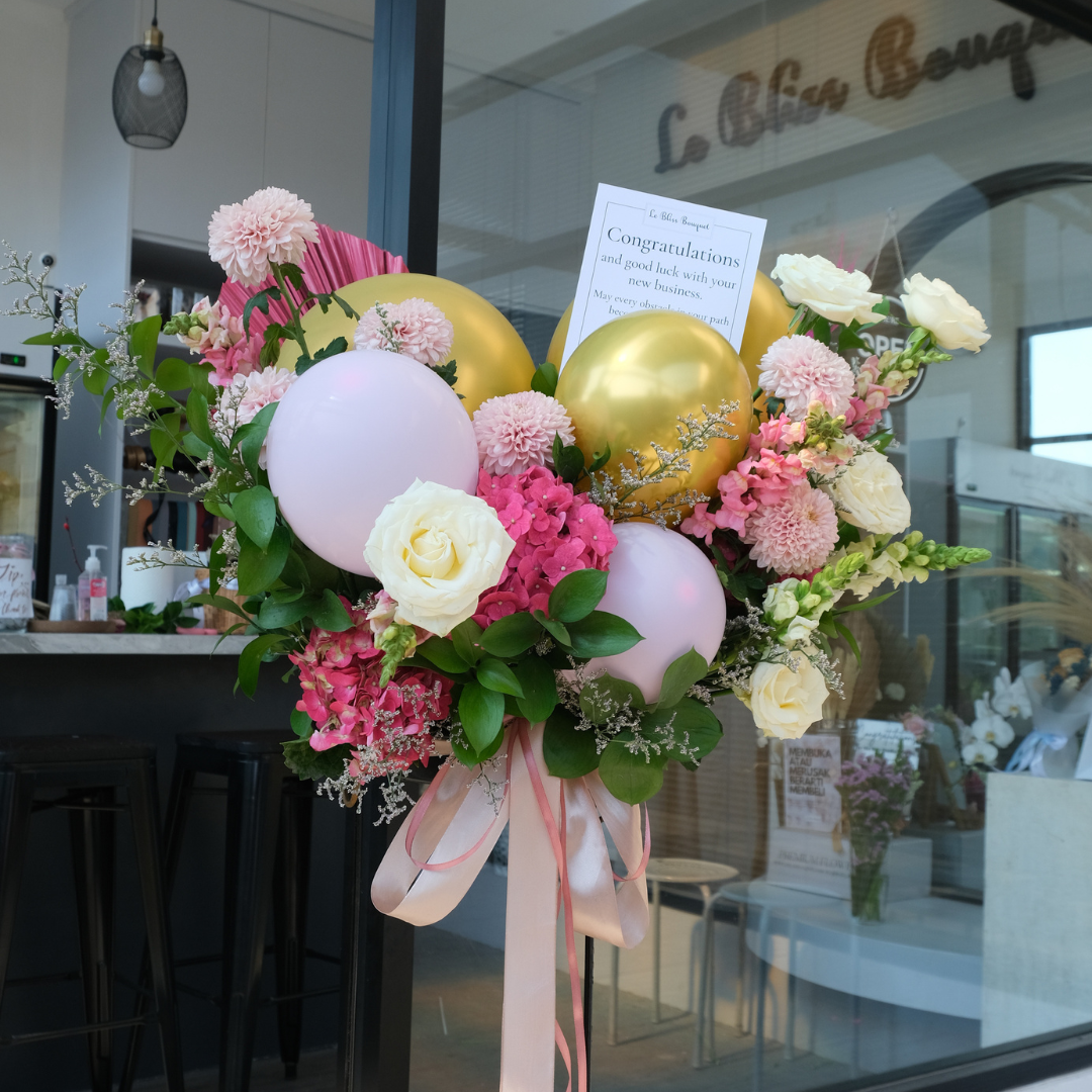 Balloon Standing Flower in Pink