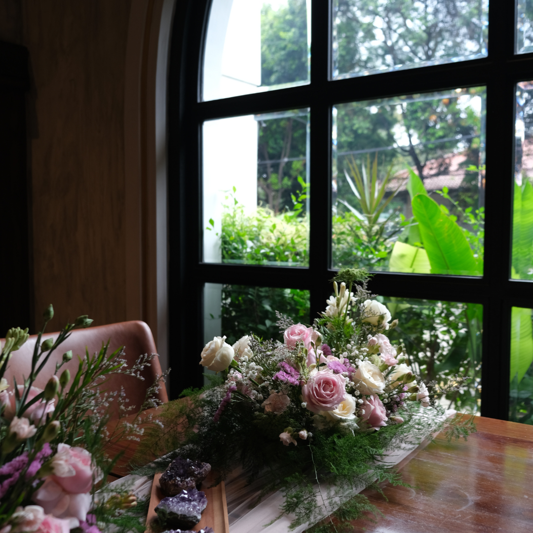 Pink White Rustic Table Decor