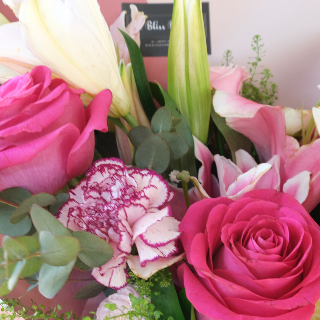 Pink Floyd Lily Begonia Large Bouquet