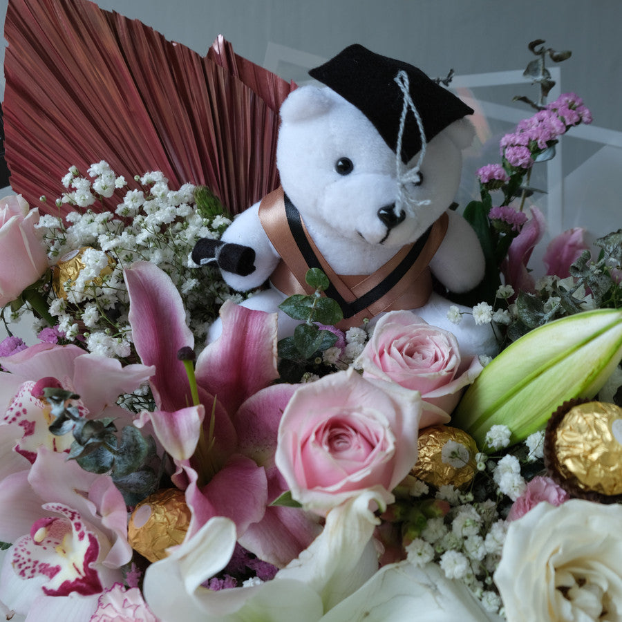 Ferrero Graduation Flower XL Bouquet