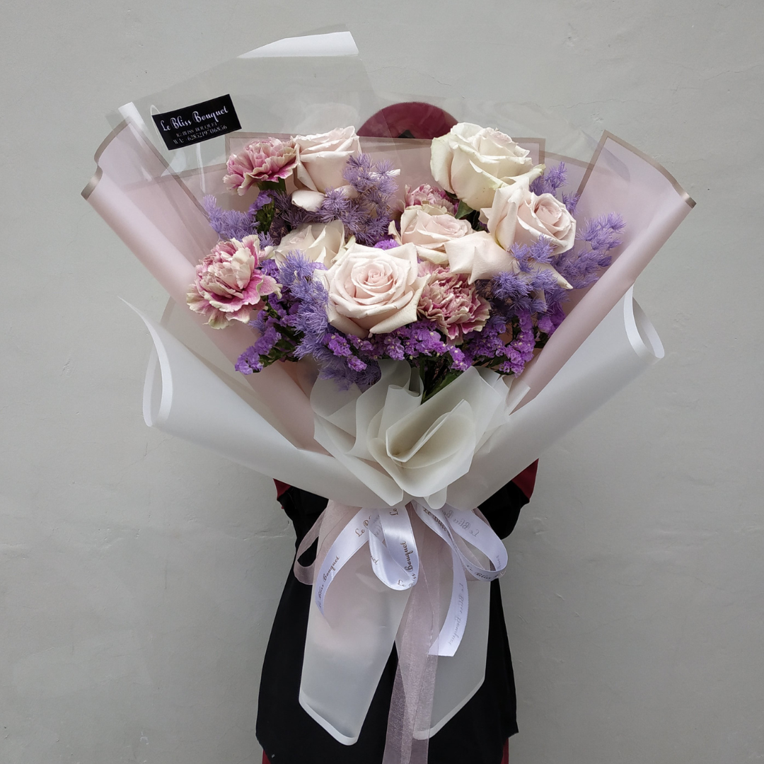 Quicksand Rose Lilac Bouquet