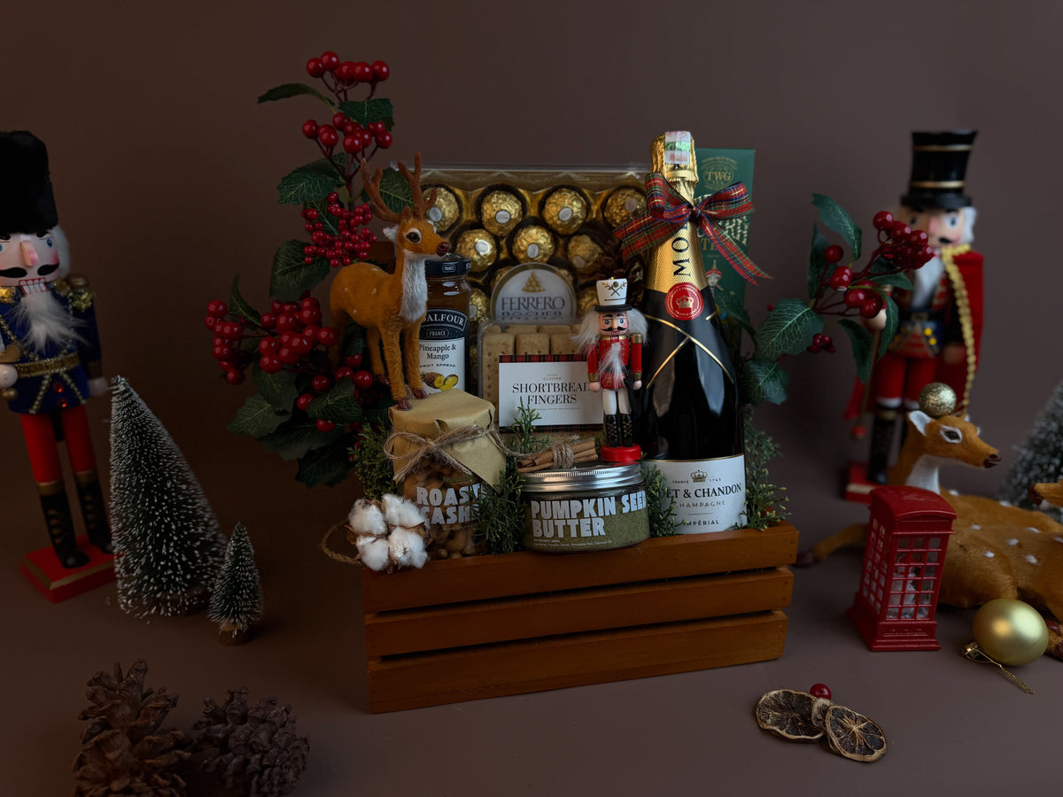 Christmas Prestige Moët Gourmet Hamper