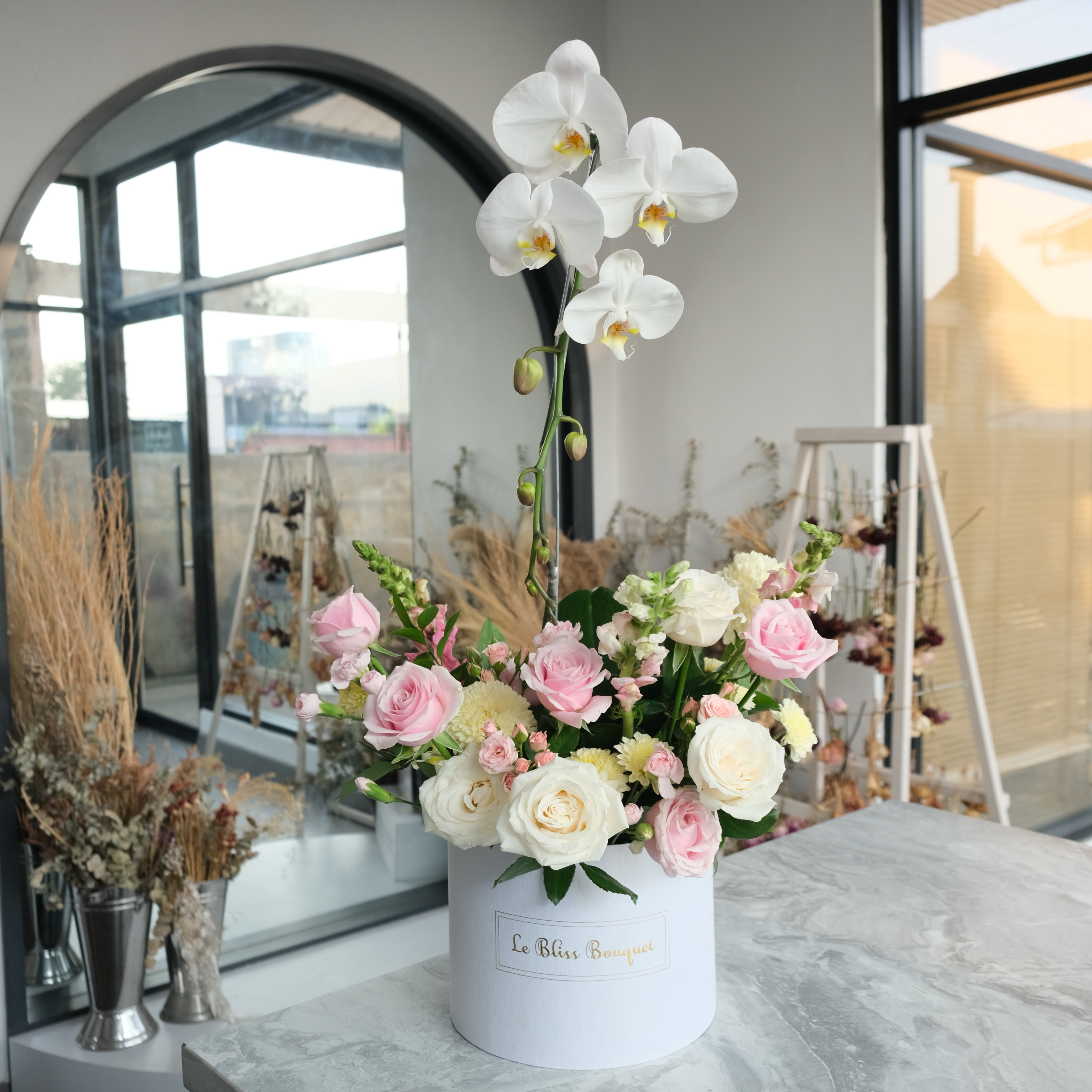 Bloombox Anggrek by Le Bliss, Orchid Arrangement deliver to jakarta, bintaro, cirebon