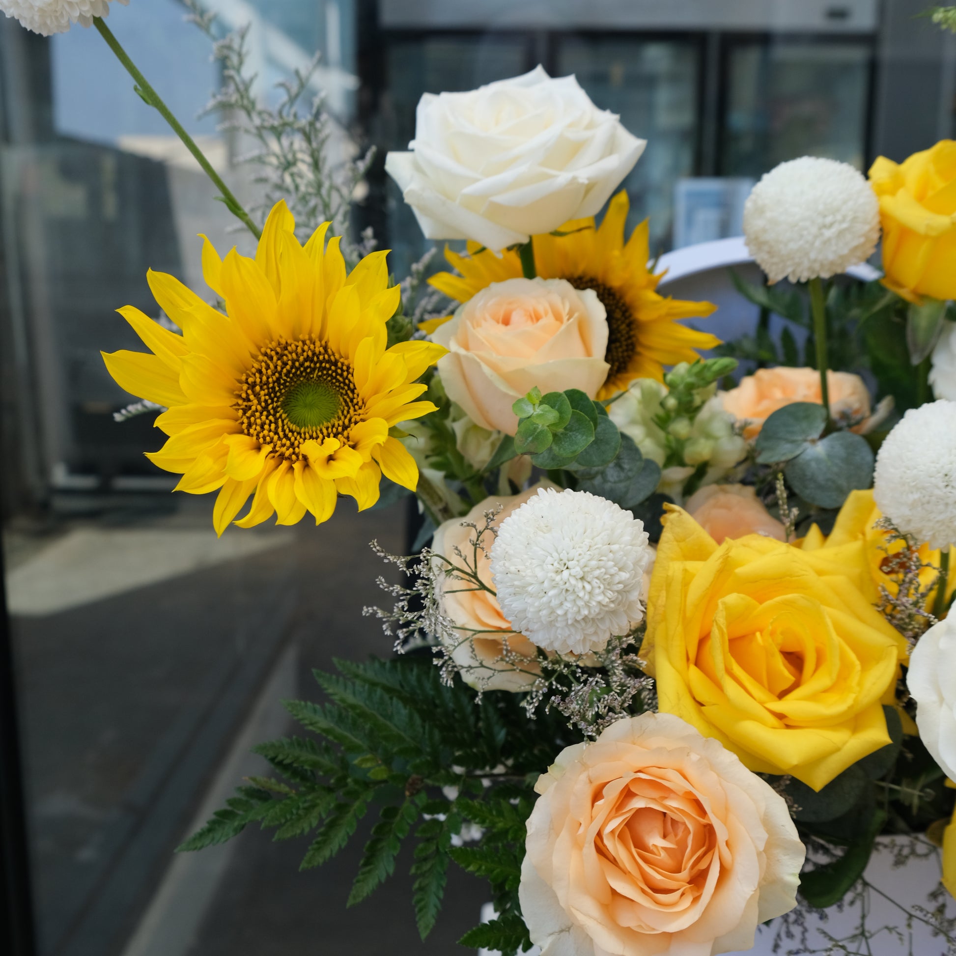 Buket bunga matahari sunflower dan pompom dari Le Bliss Bouquet
