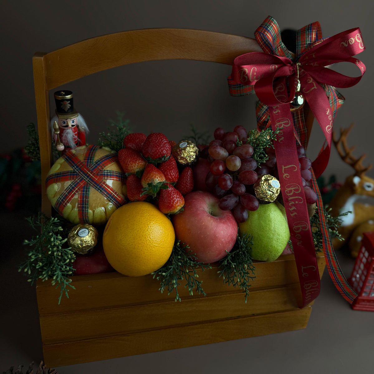 A Very Merry Fruit Crate