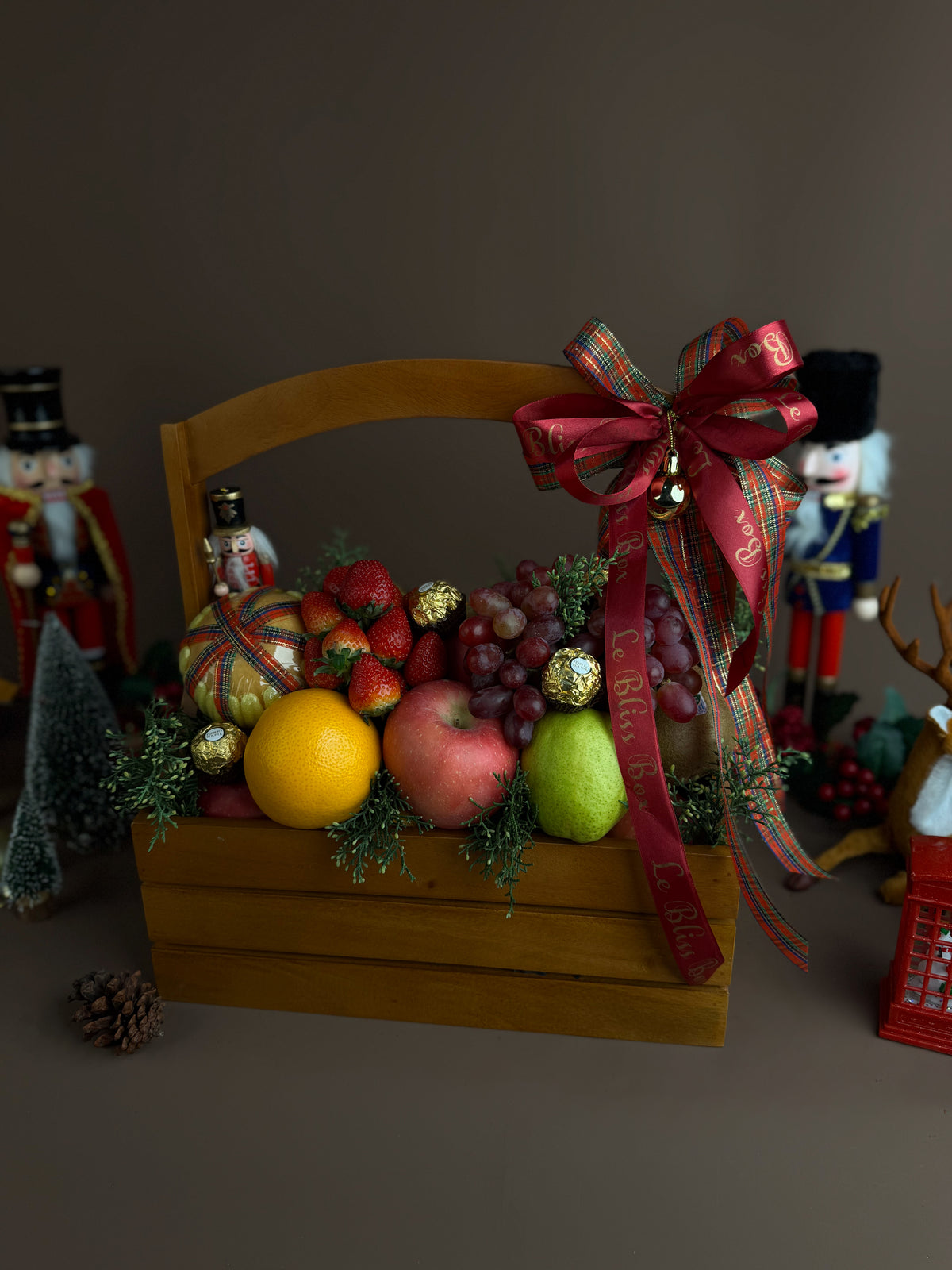 A Very Merry Fruit Crate