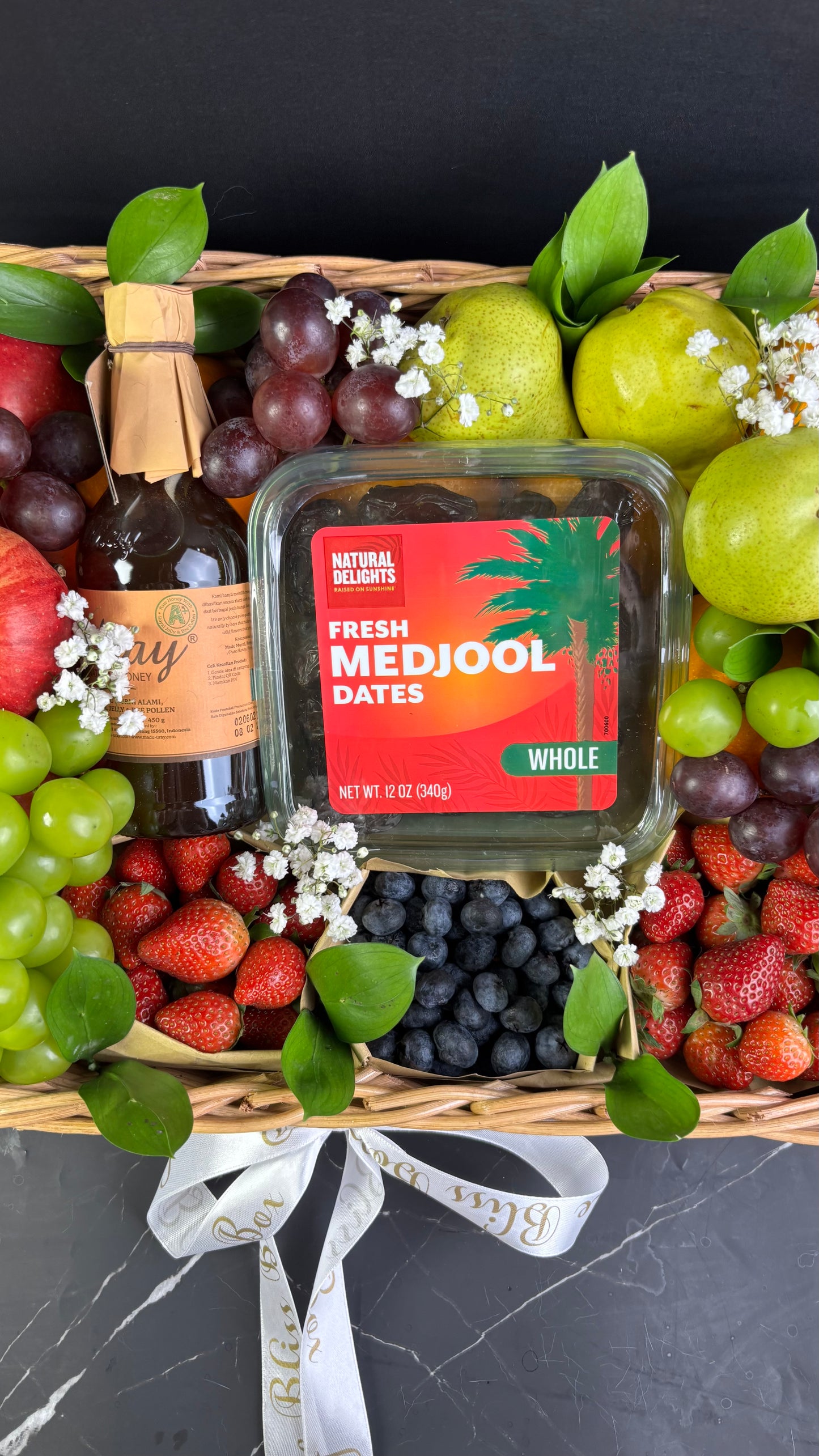 Medjool Honey Berries Rattan Fruit Box