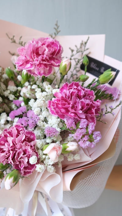 Cherry Carnation Bouquet - Le Bliss Bouquet