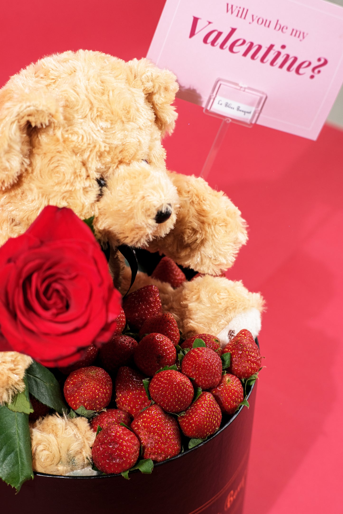 Strawberry Teddy Rose Gift Set