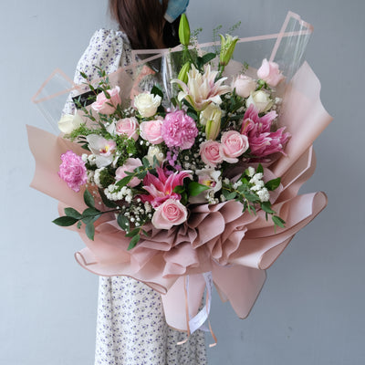 Super in Love XL Bouquet - Le Bliss Bouquet. Florist jakarta, surabaya, Cirebon, tangerang