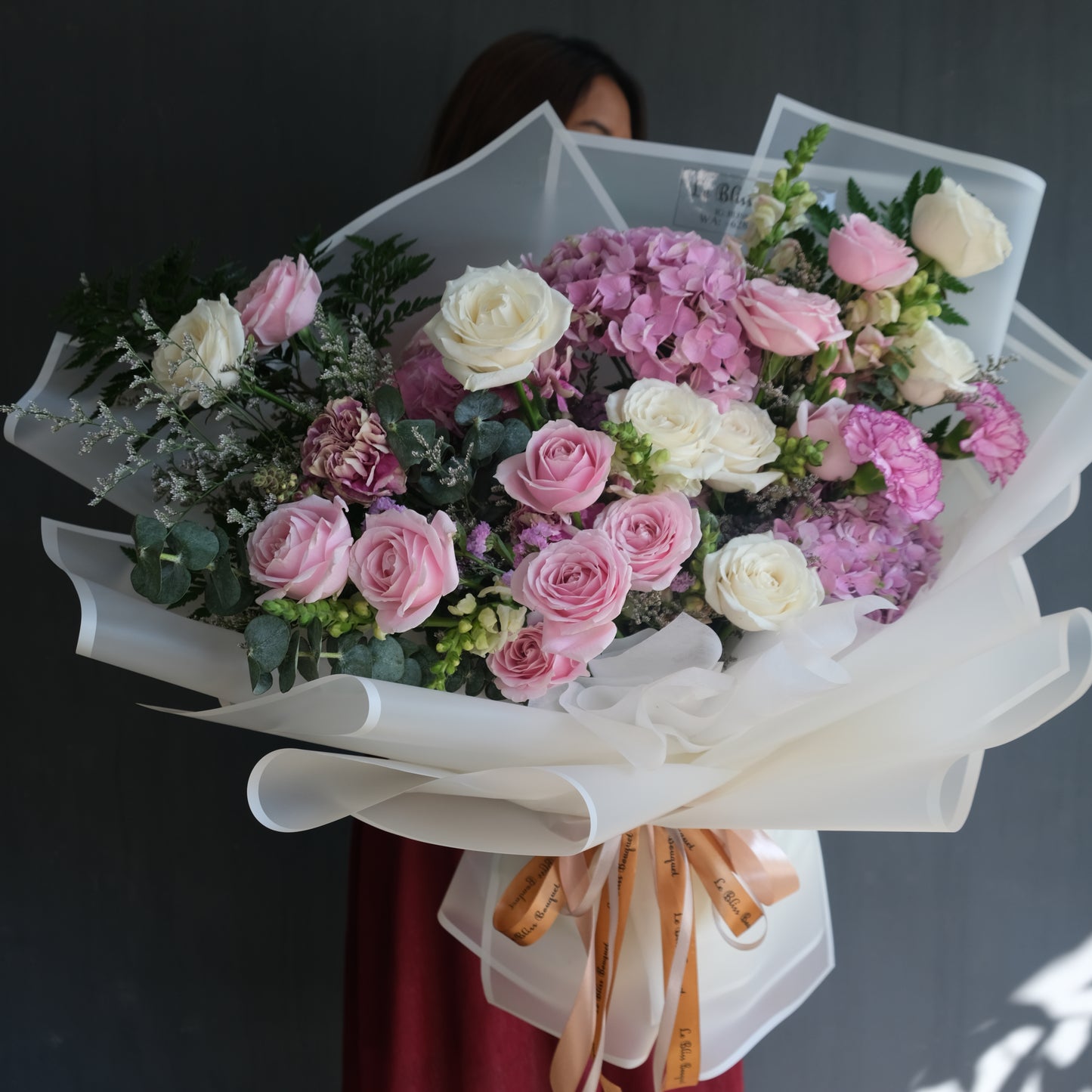 Extra Large Hydrangea Import Bouquet - Le Bliss Bouquet. florist surabaya, bouquet delivery surabaya