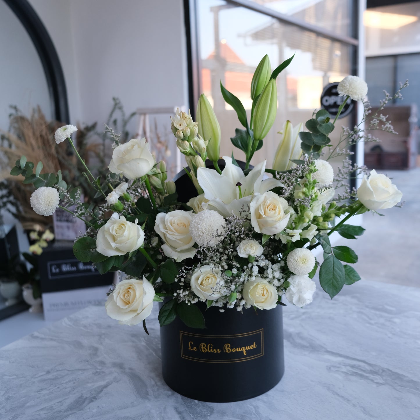 Elegant White Lily Rose Grand Bloombox