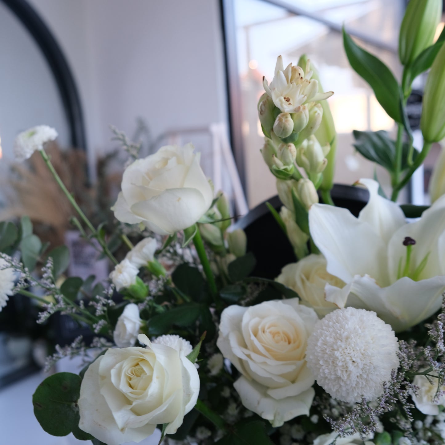 Elegant White Lily Rose Grand Bloombox