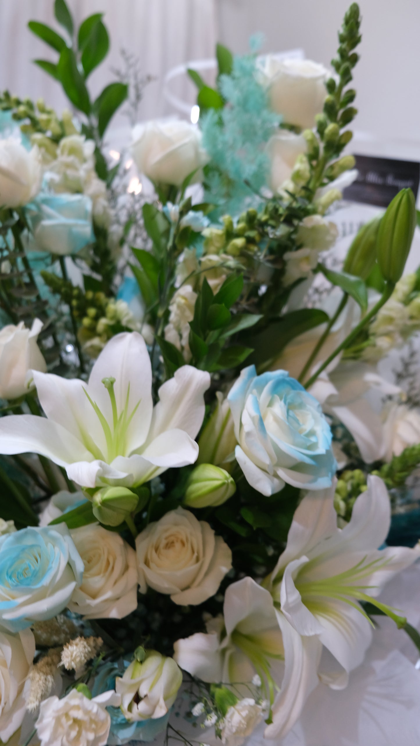 Blue White Extra Large Bouquet - Le Bliss Bouquet