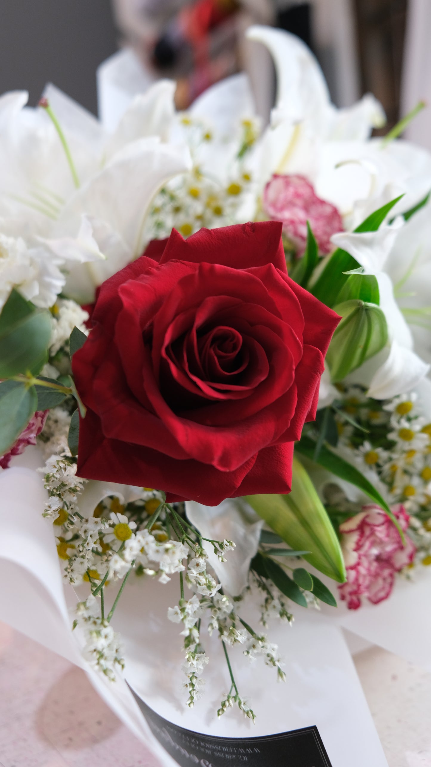 Lily Casablanca Red Explorer Large Bouquet