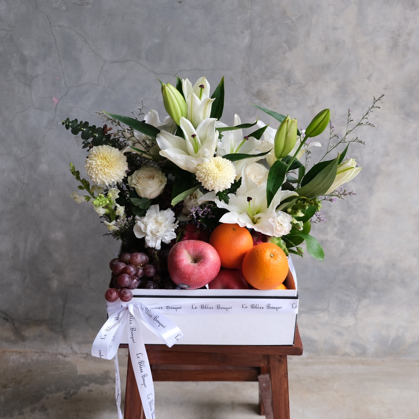 Premium Box Fruit Flower Parcel - Le Bliss Bouquet