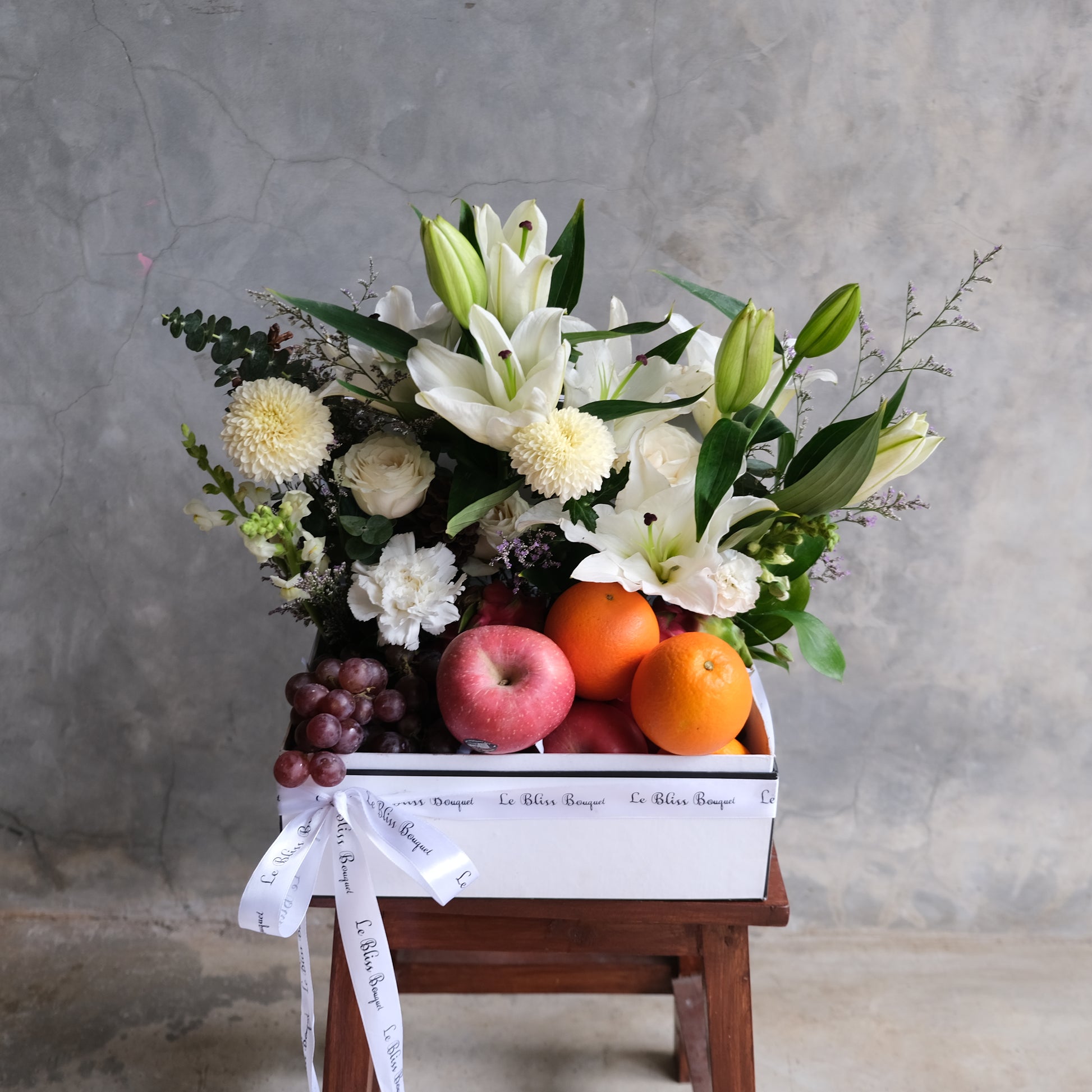 Premium Box Fruit Flower Parcel - Le Bliss Bouquet