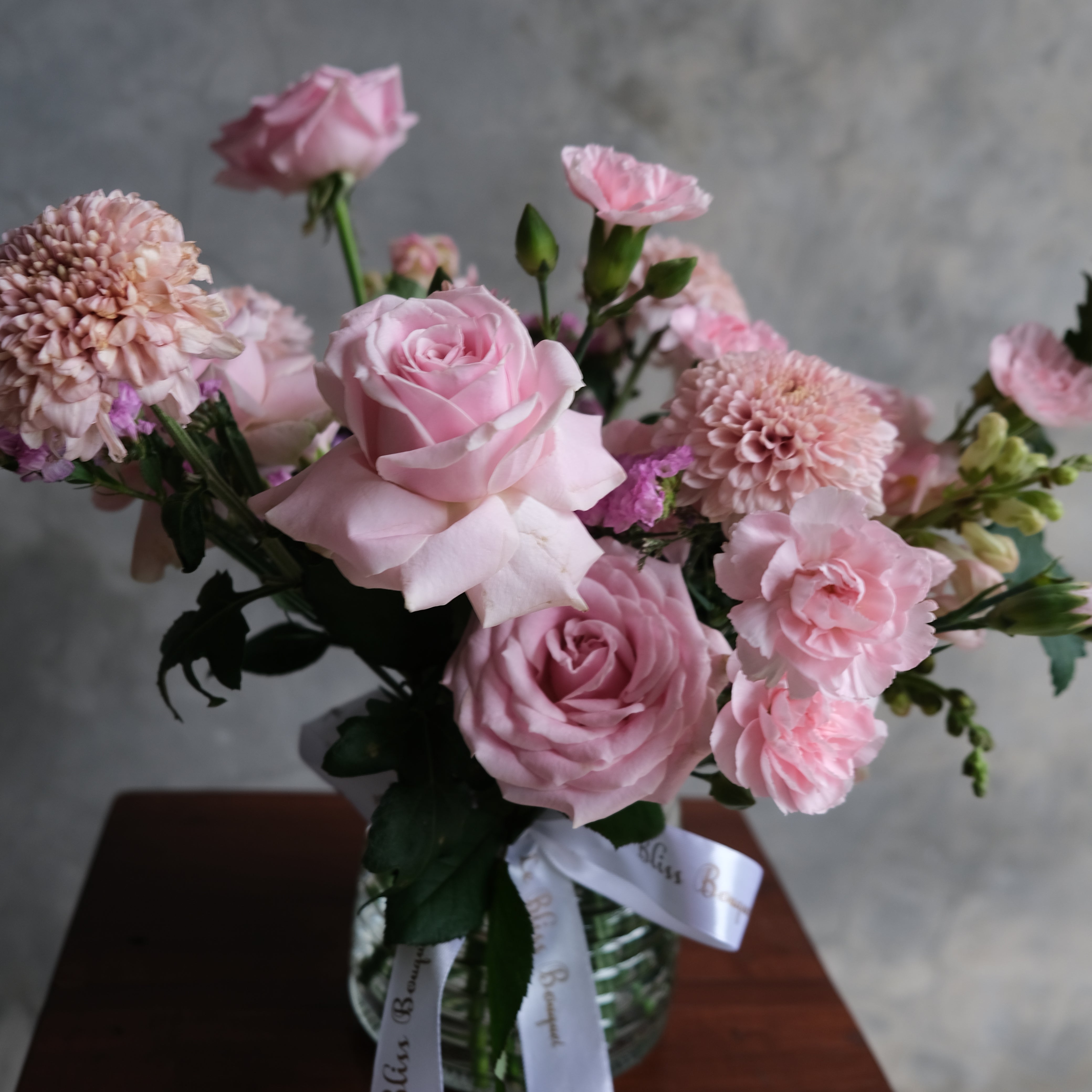 Sweet Pink Roses Vase