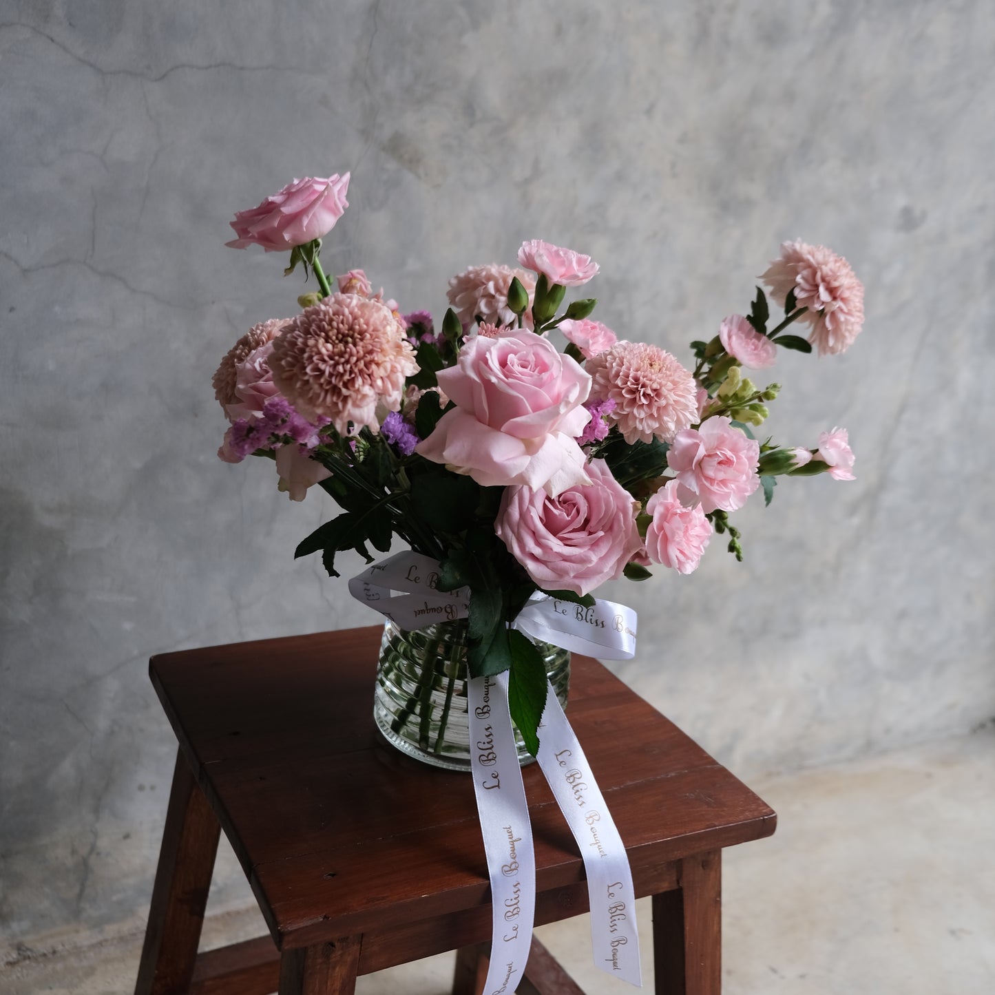 Sweet Pink Roses Vase