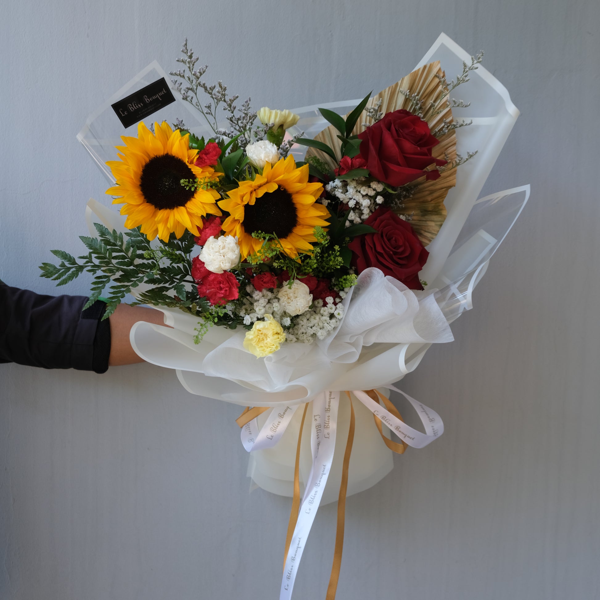 Sunflower Red Rose Bouquet - Le Bliss Bouquet