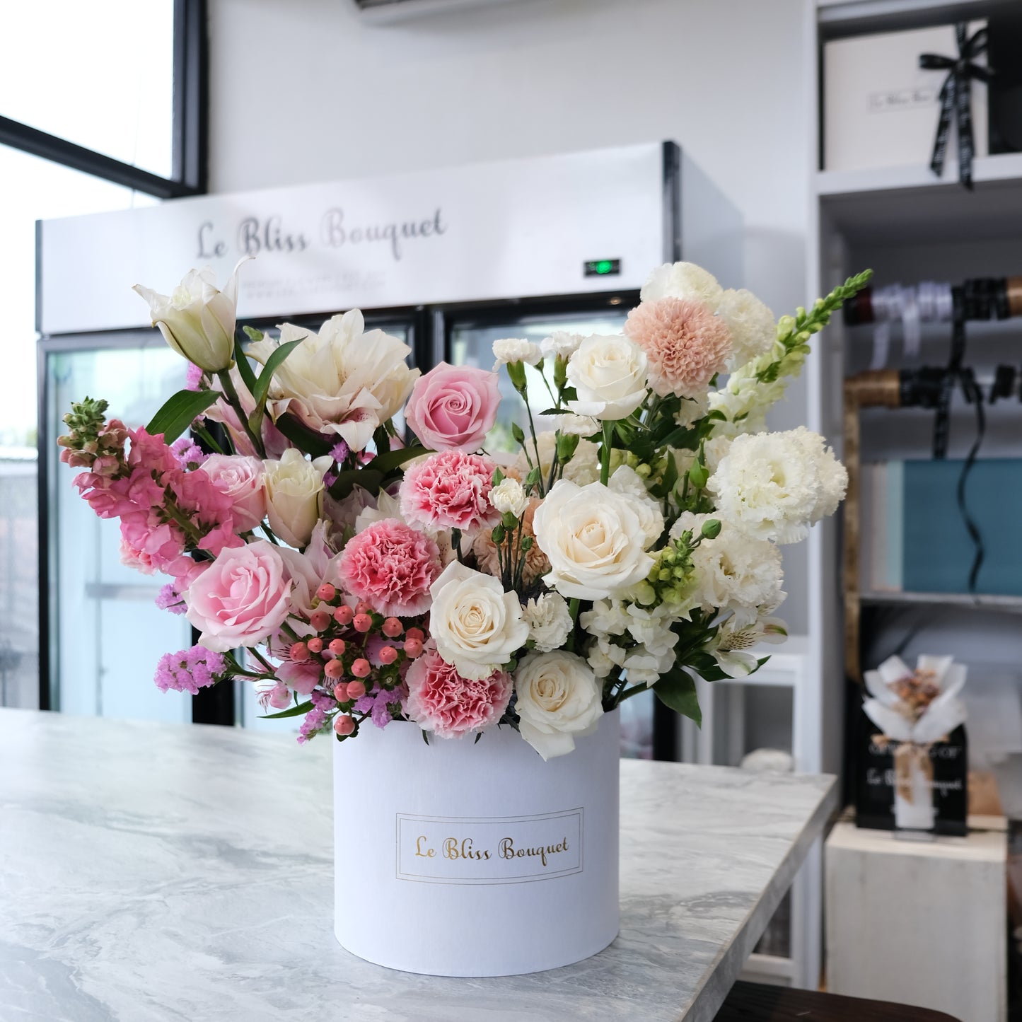 Pink White Gradation Grand Bloombox