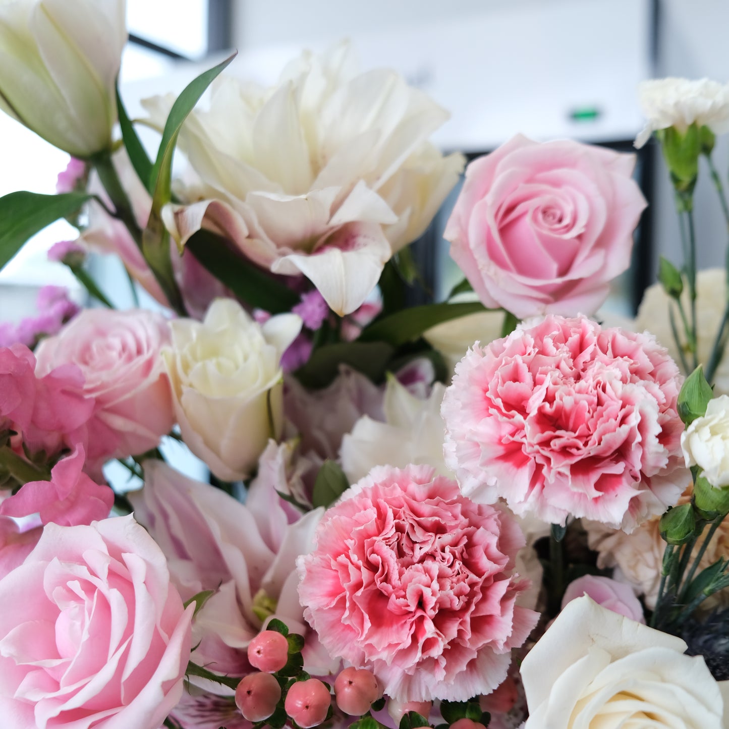 Pink White Gradation Grand Bloombox