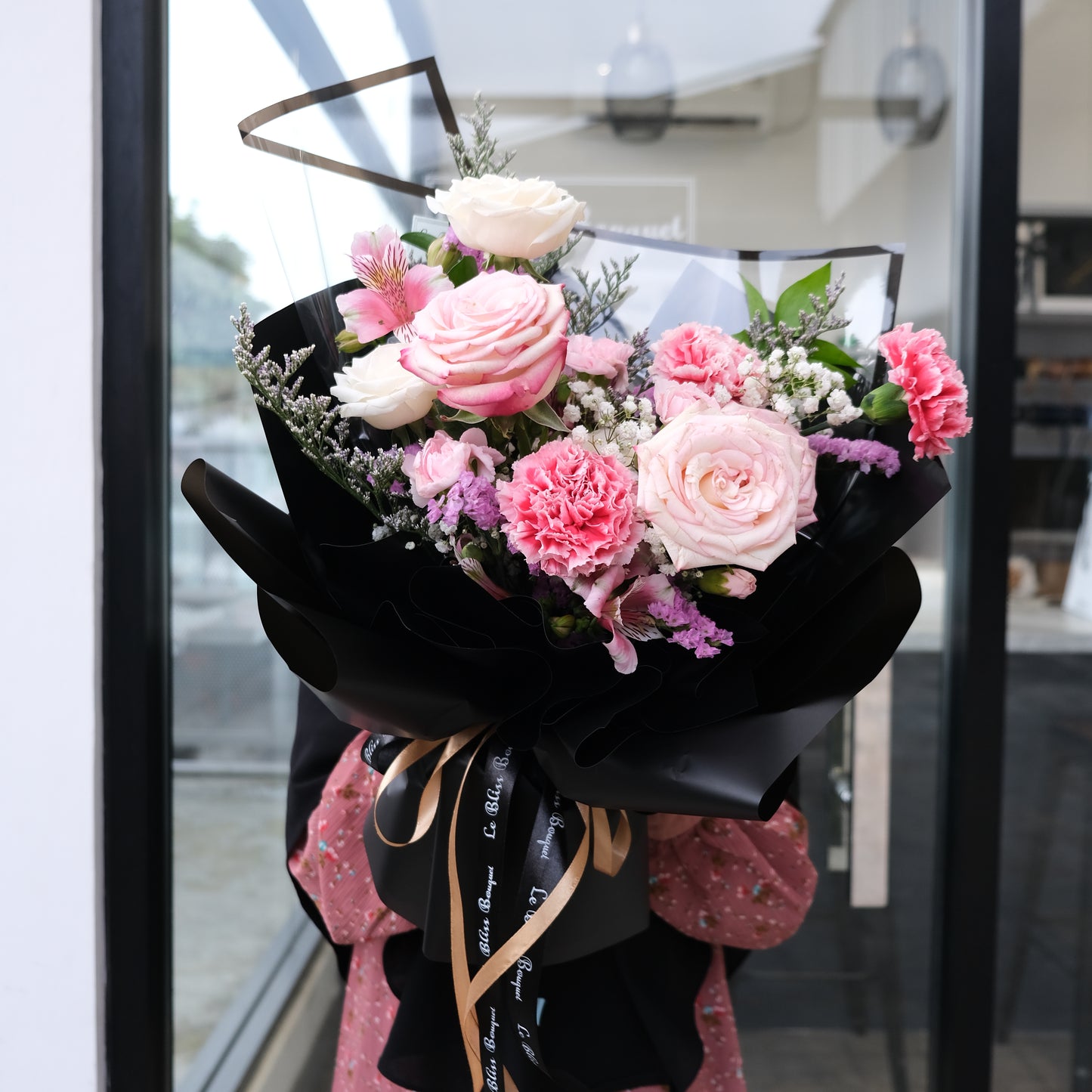 Paloma Alstromeria Bouquet